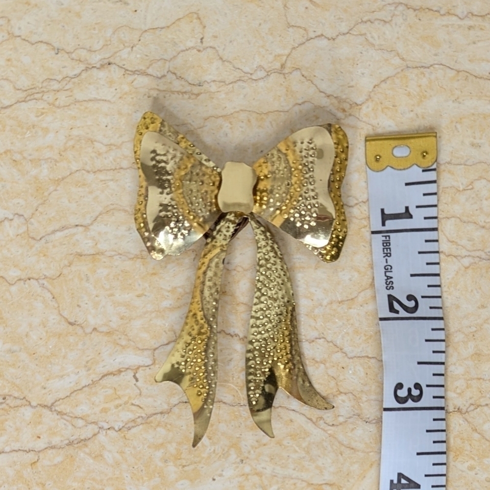 Vintage Yellow and Gold Decor Accents - Picture 8 of 11